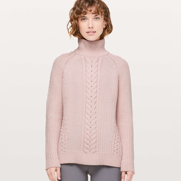 Lululemon Bring The Cozy turtleneck - Picture 1 of 9